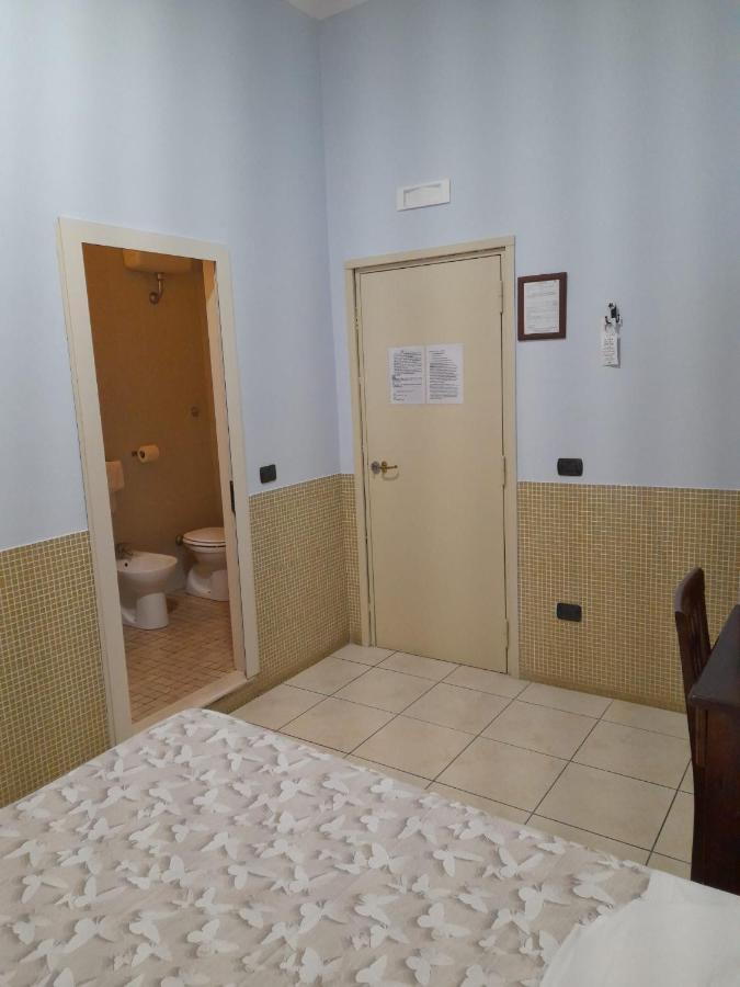 Hotel Vittorio Veneto Napoli Neapel