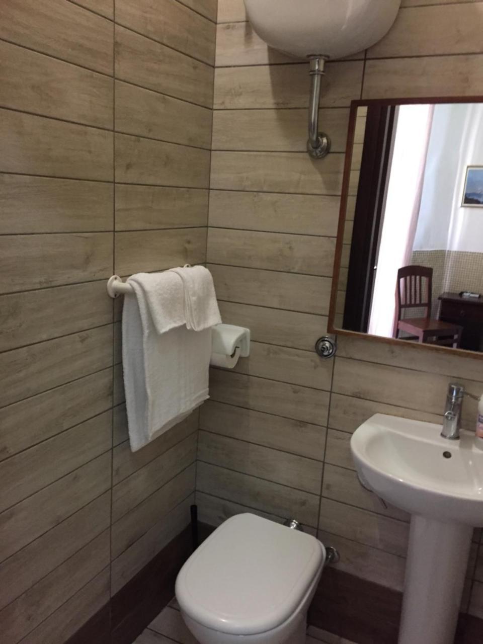 Hotel Hotel Vittorio Veneto Napoli Naples